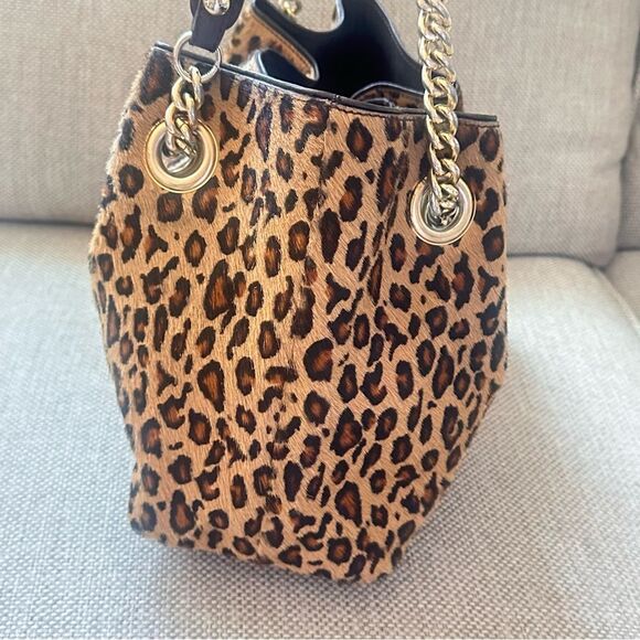 Roberta Gandolfi Leopard Print Genuine Leather Women's Bag with Chain Straps - Picture 7 of 16